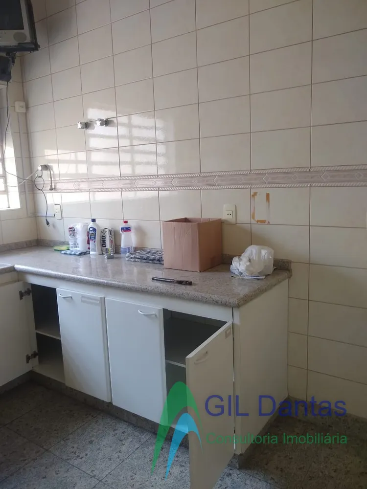 Casa, 3 quartos, 250 m² - Foto 3