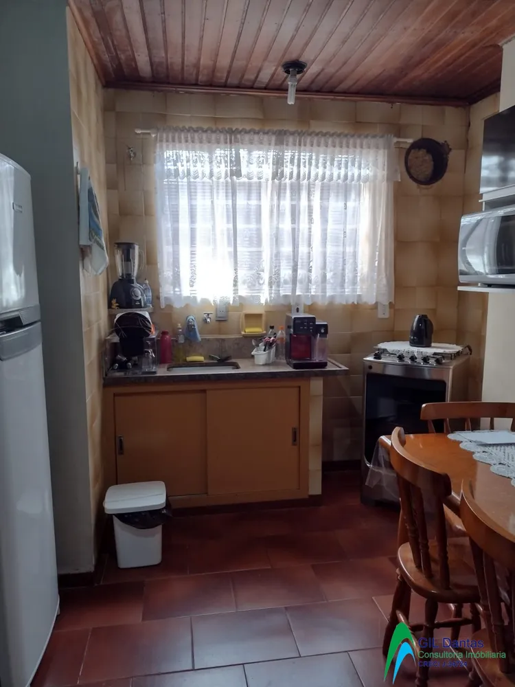 Casa, 3 quartos, 331 m² - Foto 1