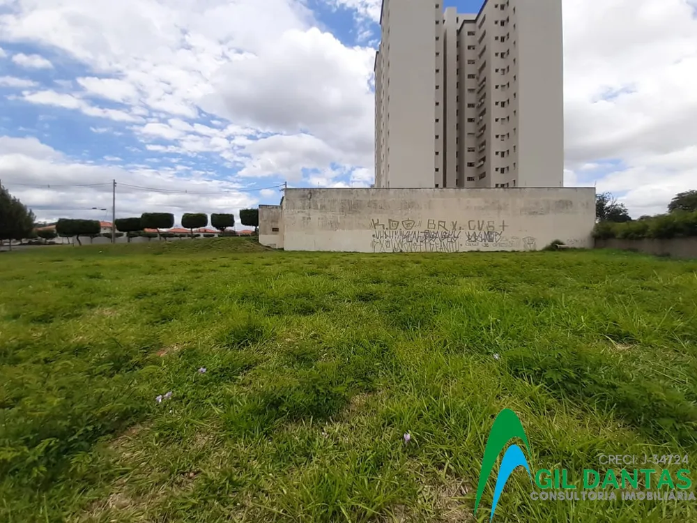 Loteamento e Condomínio, 2578 m² - Foto 1