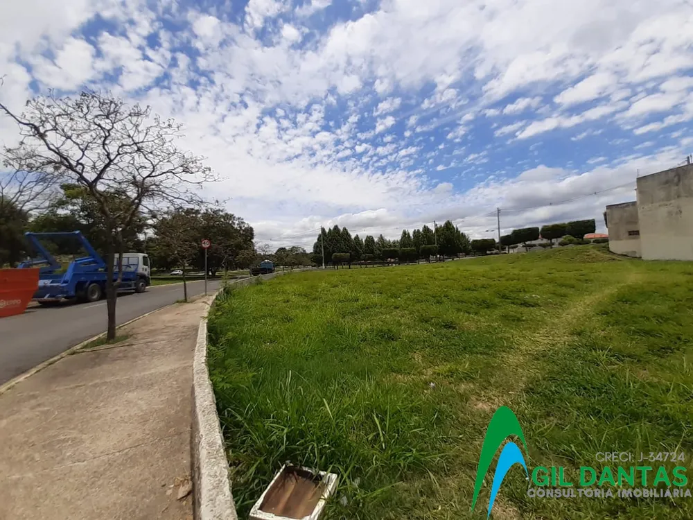 Loteamento e Condomínio, 2578 m² - Foto 2