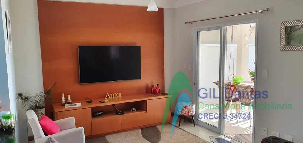 Sobrado, 4 quartos, 180 m² - Foto 1