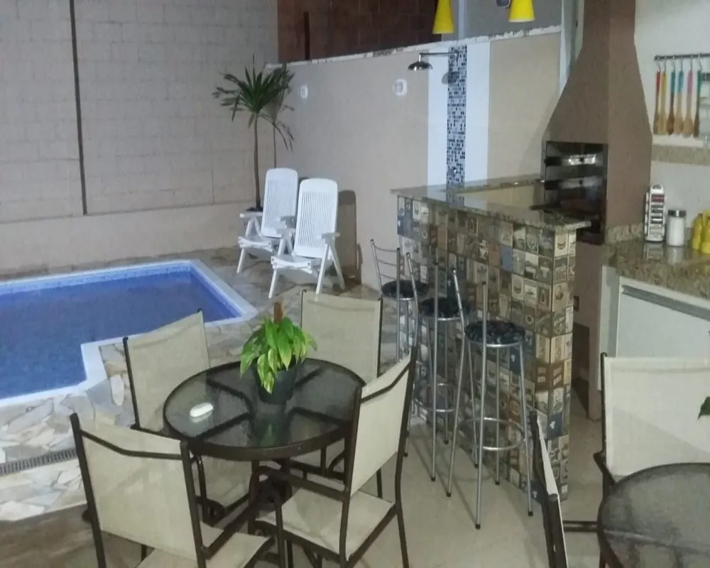 Sobrado, 3 quartos, 197 m² - Foto 1