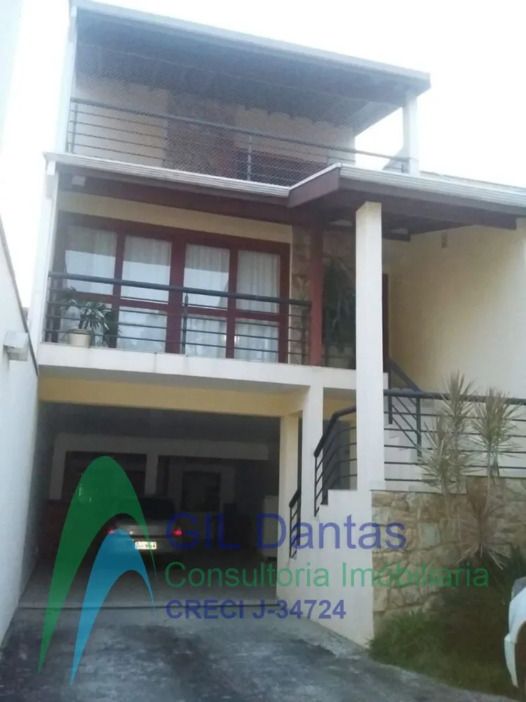 Sobrado, 3 quartos, 290 m² - Foto 1