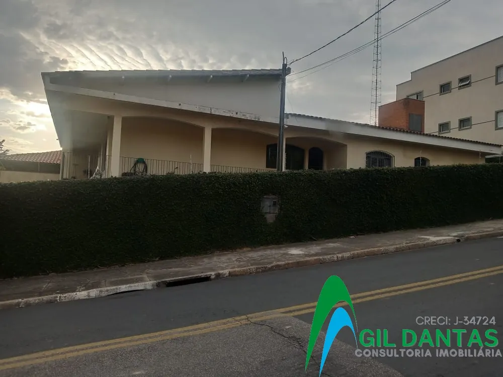 Sobrado, 3 quartos, 339 m² - Foto 2