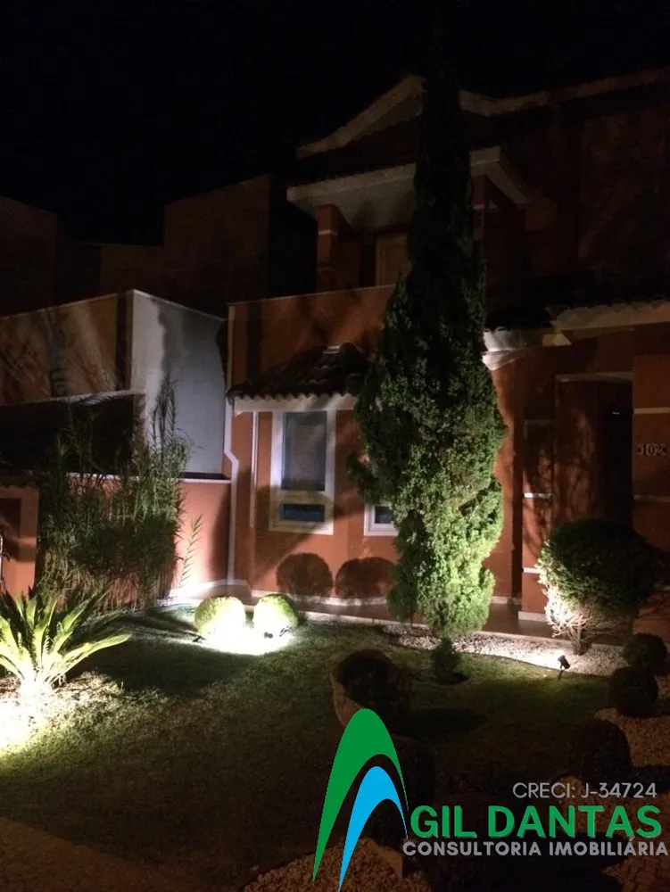 Casa, 3 quartos, 244 m² - Foto 2
