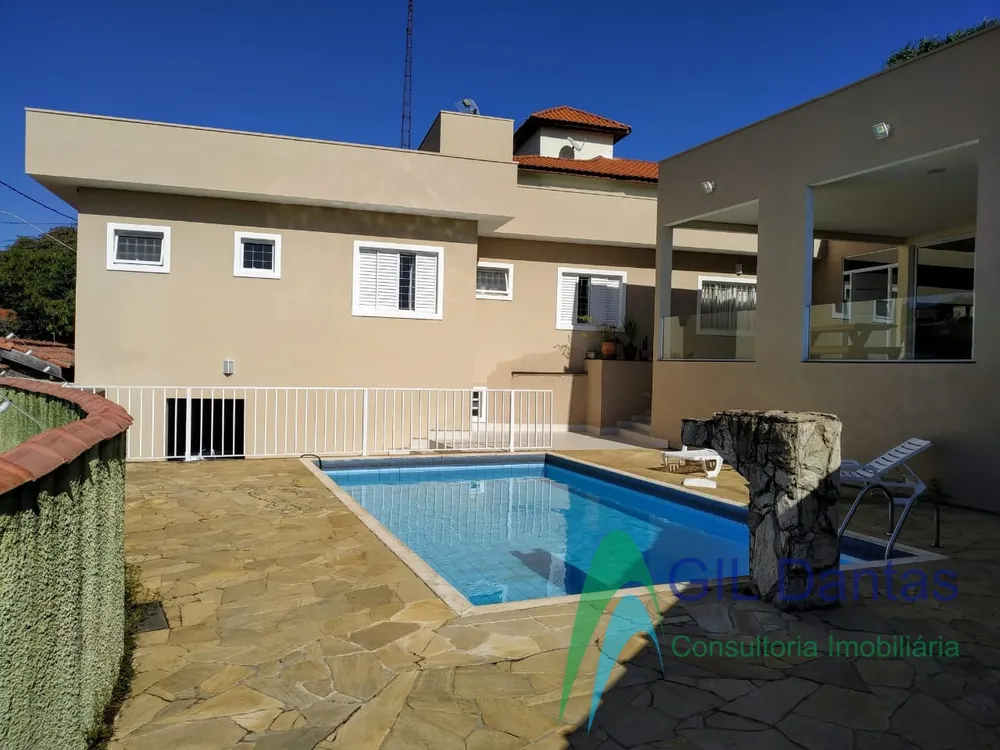 Sobrado, 3 quartos, 280 m² - Foto 1