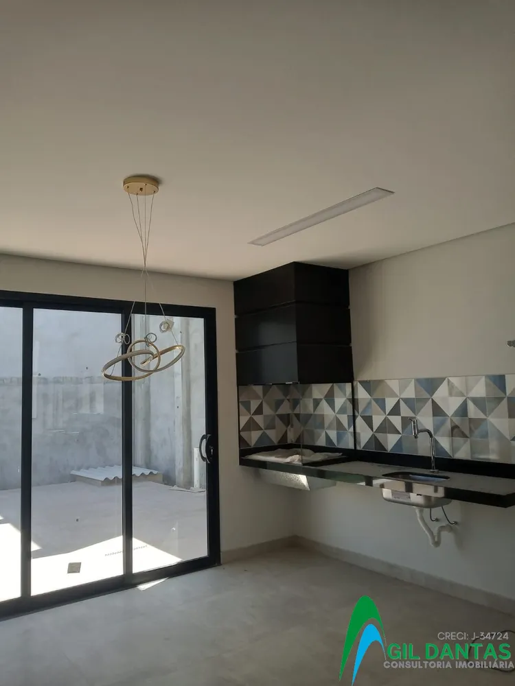 Casa, 4 quartos, 230 m² - Foto 2