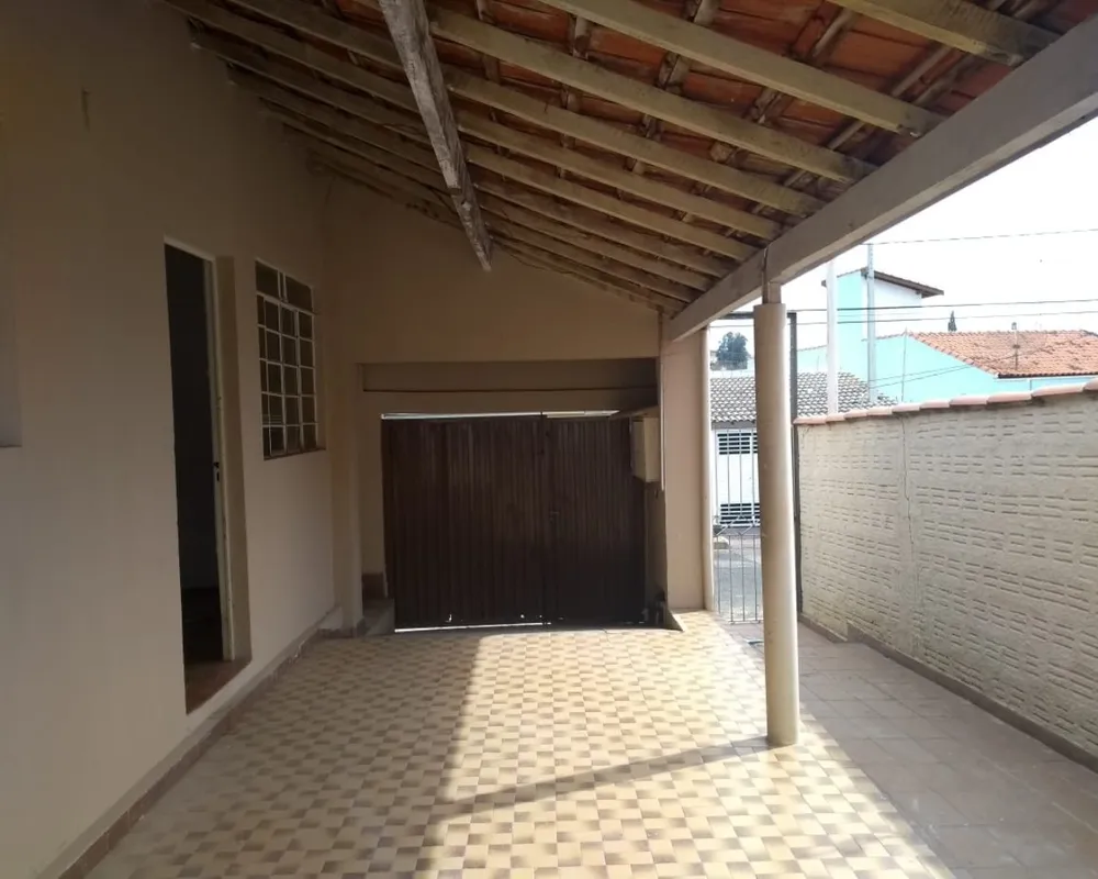 Casa, 2 quartos, 180 m² - Foto 1