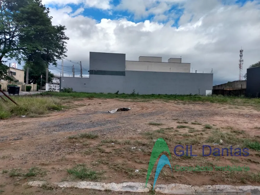 Loteamento e Condomínio, 550 m² - Foto 1