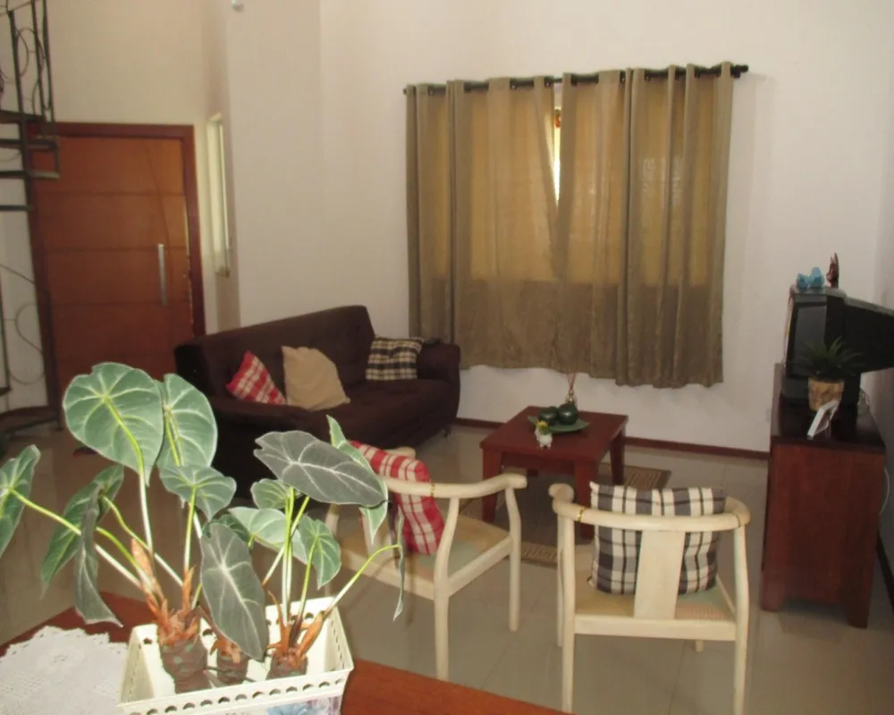 Casa, 3 quartos, 170 m² - Foto 2