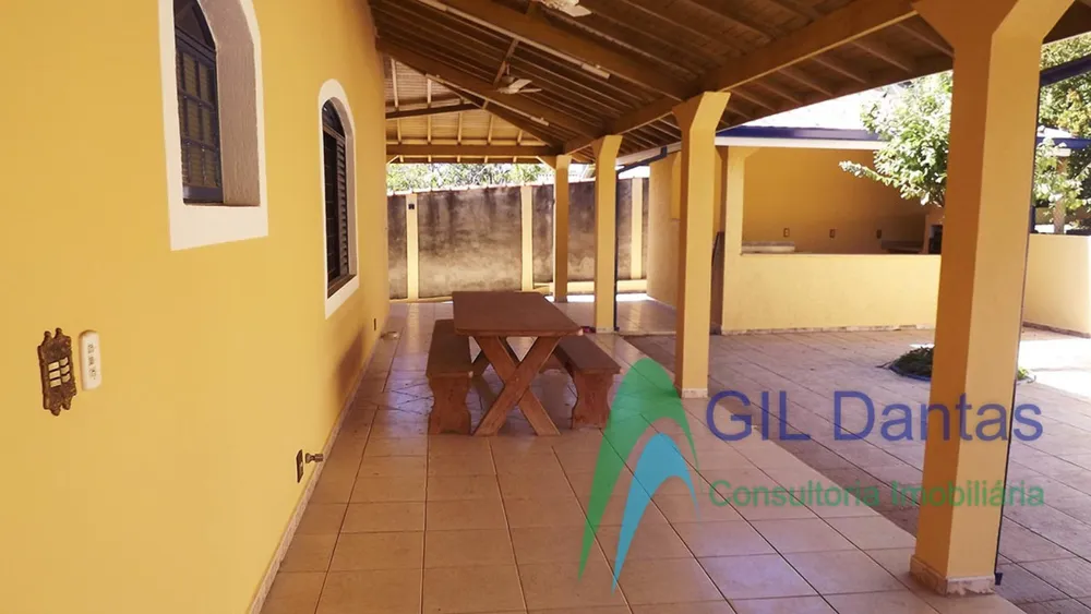 Chácara, 6 quartos, 1000 m² - Foto 1