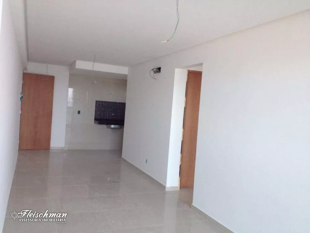 Apartamento à venda com 1 quarto, 36m² - Foto 2