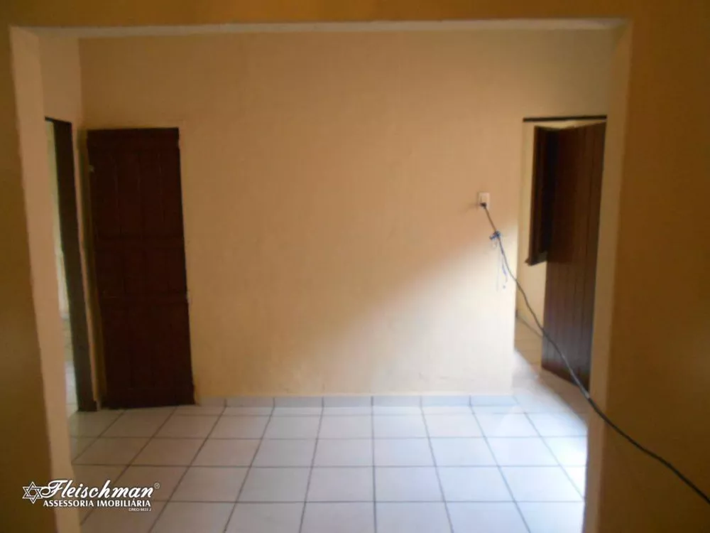 Casa, 3 quartos, 68 m² - Foto 2
