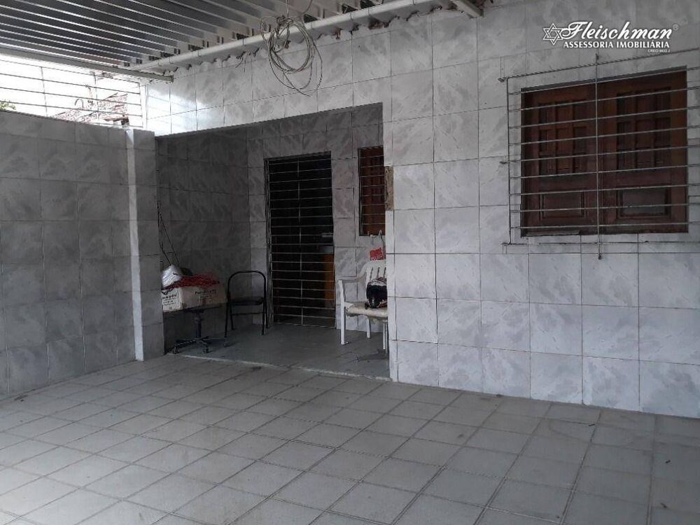 Casa à venda com 3 quartos, 198m² - Foto 3
