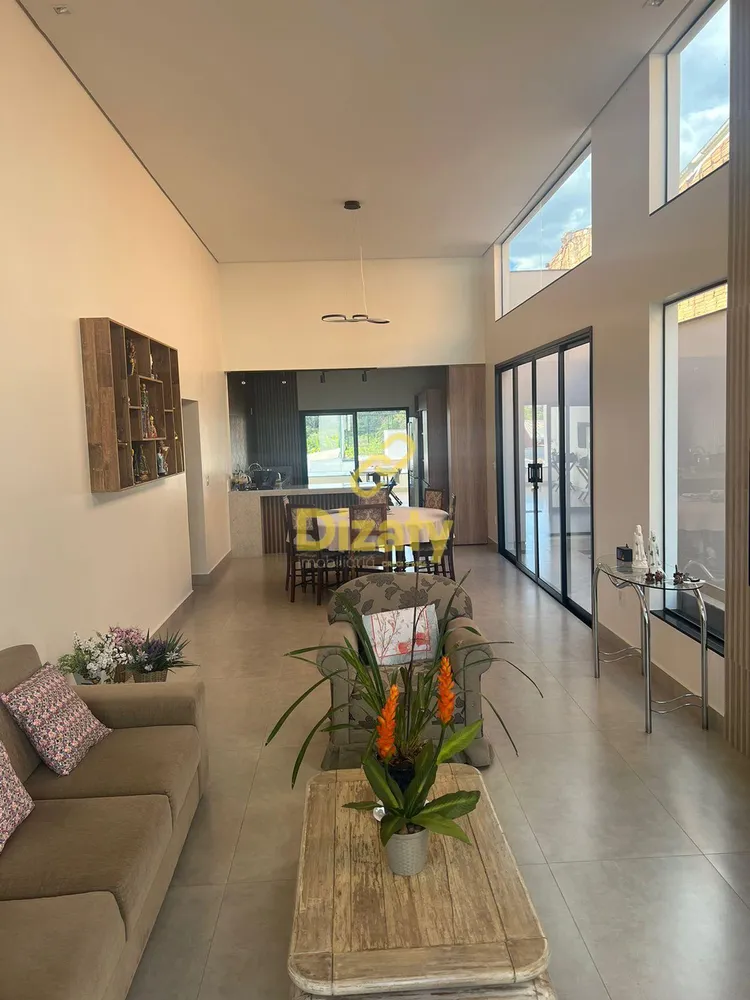 Casa, 3 quartos, 640 m² - Foto 1