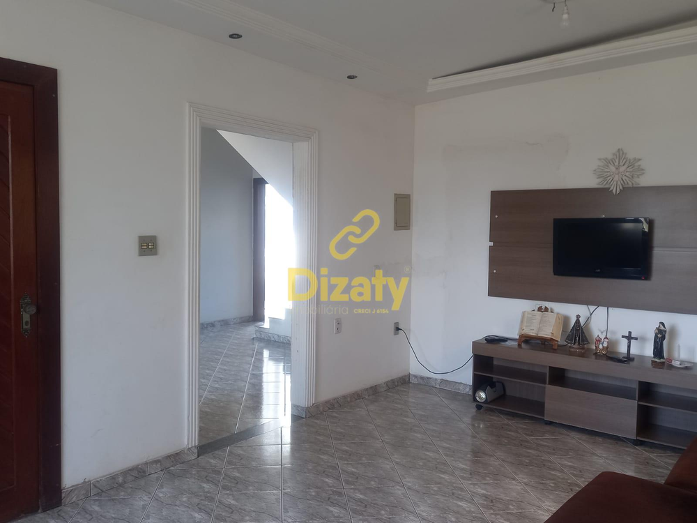 Casa à venda com 3 quartos, 360m² - Foto 2