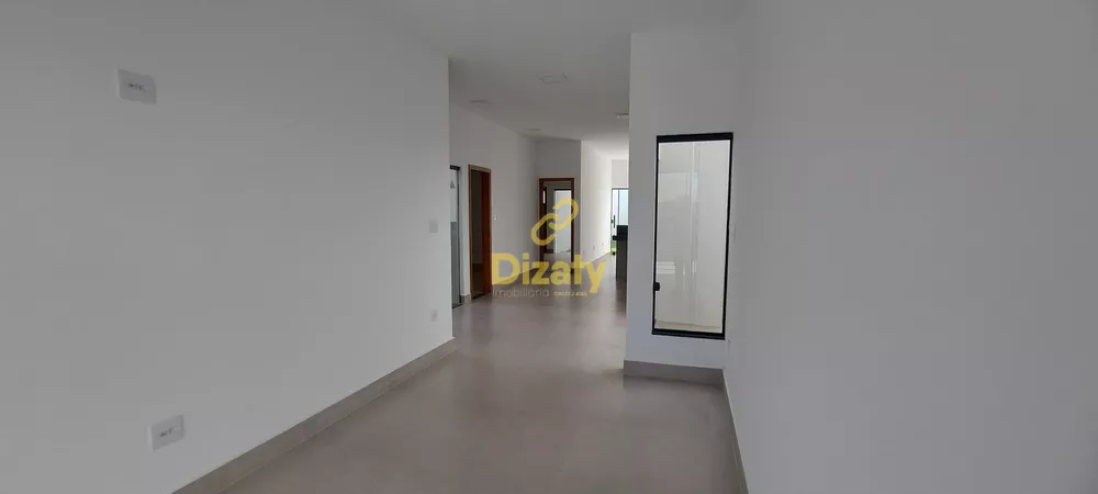 Casa à venda com 2 quartos, 250m² - Foto 3