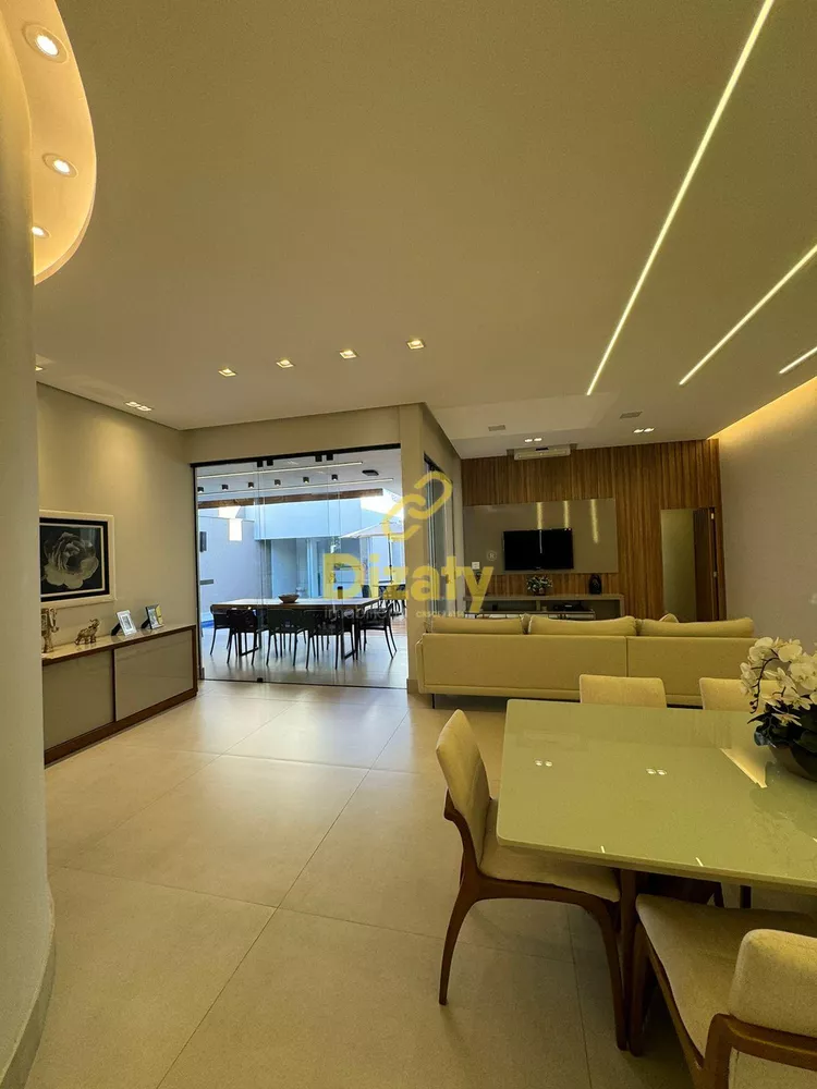 Casa à venda com 4 quartos, 360m² - Foto 4