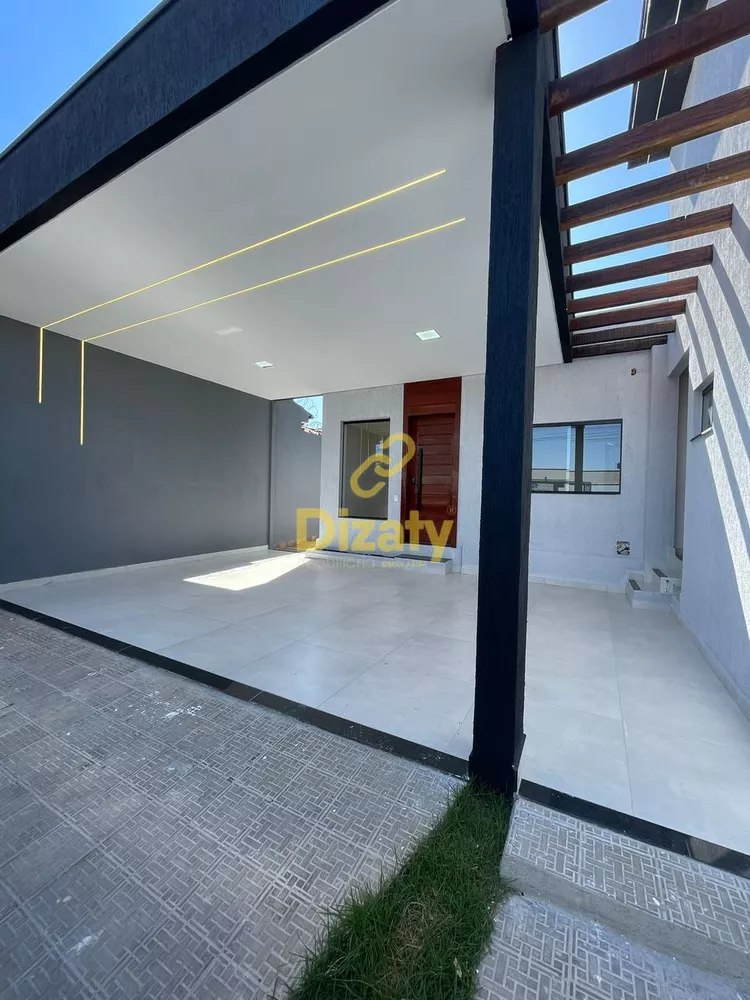 Casa à venda com 3 quartos, 280m² - Foto 2