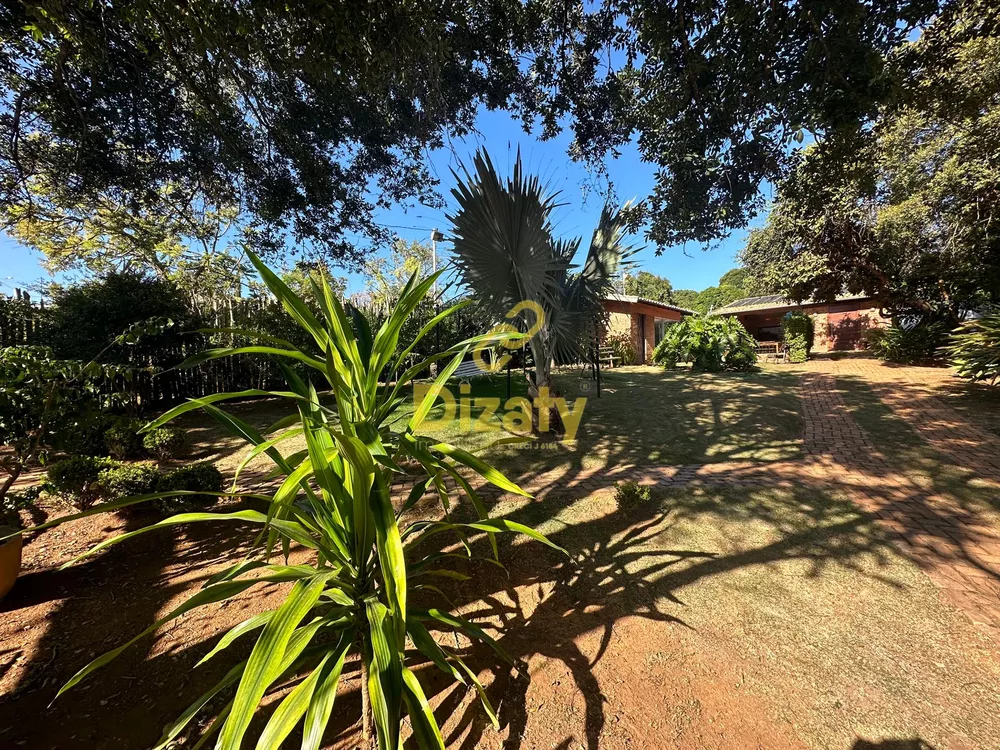 Fazenda à venda com 4 quartos, 1500m² - Foto 3