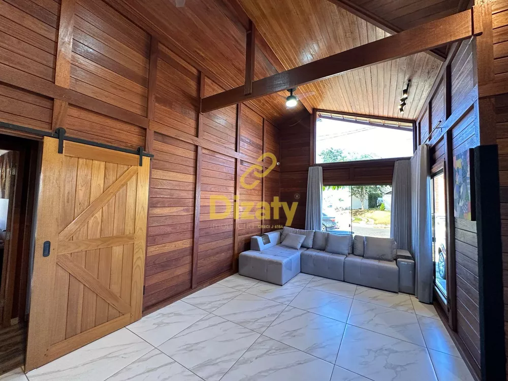 Casa de Condomínio à venda com 3 quartos, 360m² - Foto 4