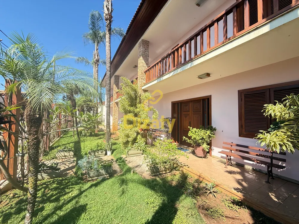 Casa, 3 quartos, 1080 m² - Foto 1