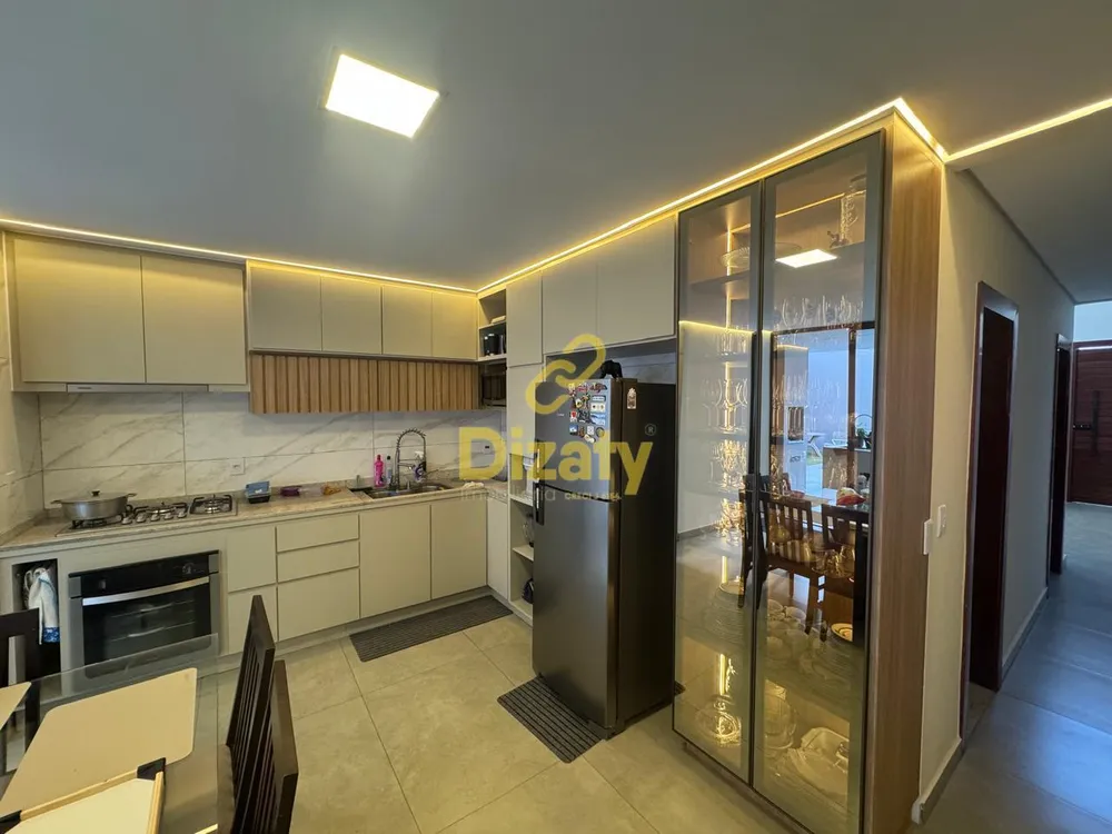 Casa, 3 quartos, 230 m² - Foto 7