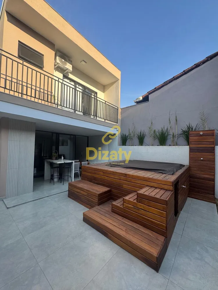Casa, 3 quartos, 230 m² - Foto 1