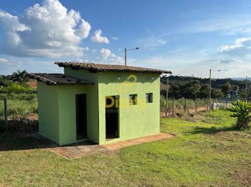 Chácara à venda com 2 quartos, 6230m² - Foto 1
