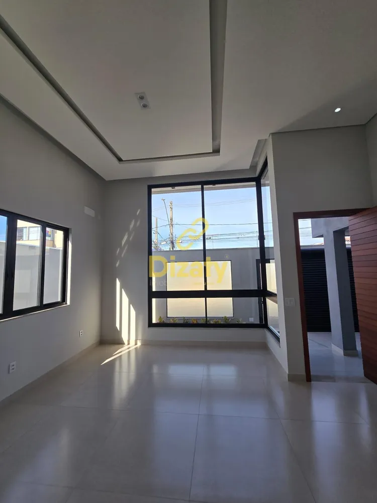 Casa, 3 quartos, 180 m² - Foto 1