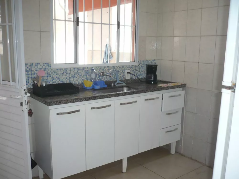 Casa, 3 quartos, 260 m² - Foto 3