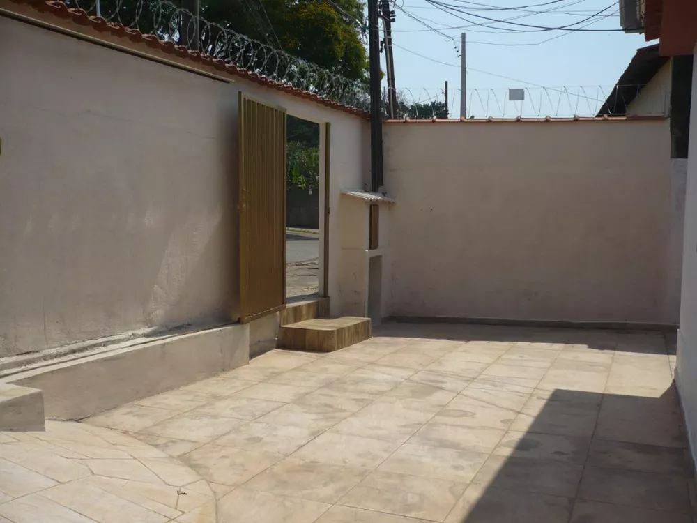 Casa, 3 quartos, 260 m² - Foto 1