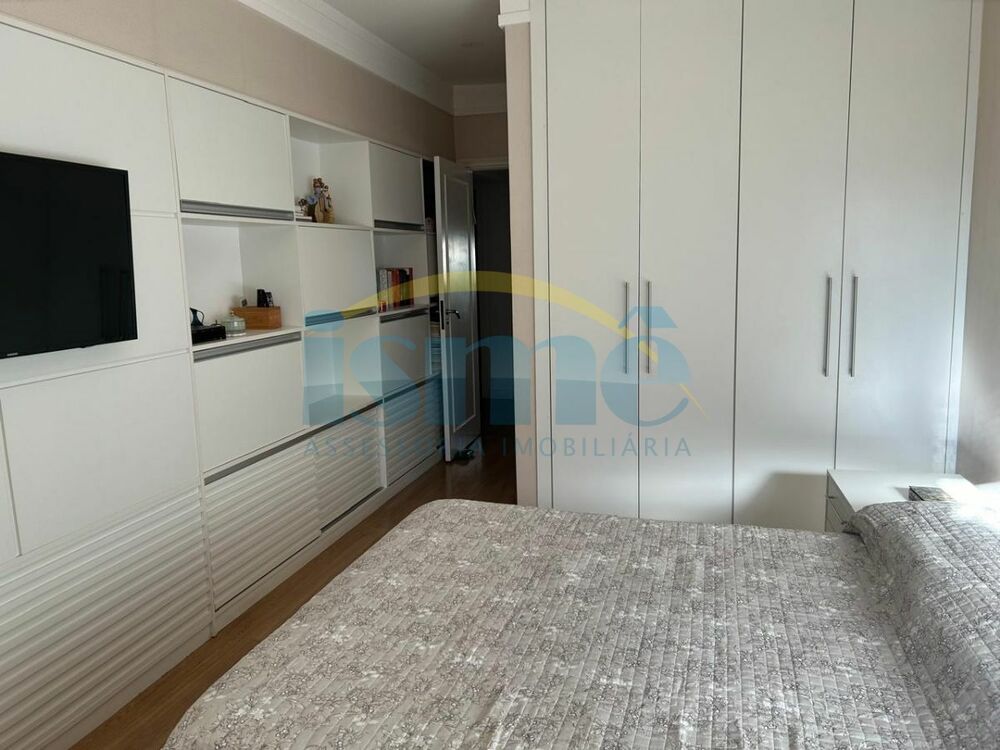 Apartamento à venda com 4 quartos, 182m² - Foto 10