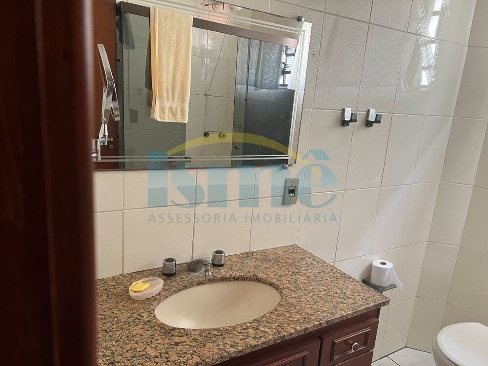 Casa de Vila à venda com 4 quartos, 300m² - Foto 4