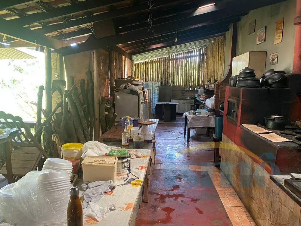 Chácara, 4 quartos, 295 m² - Foto 4