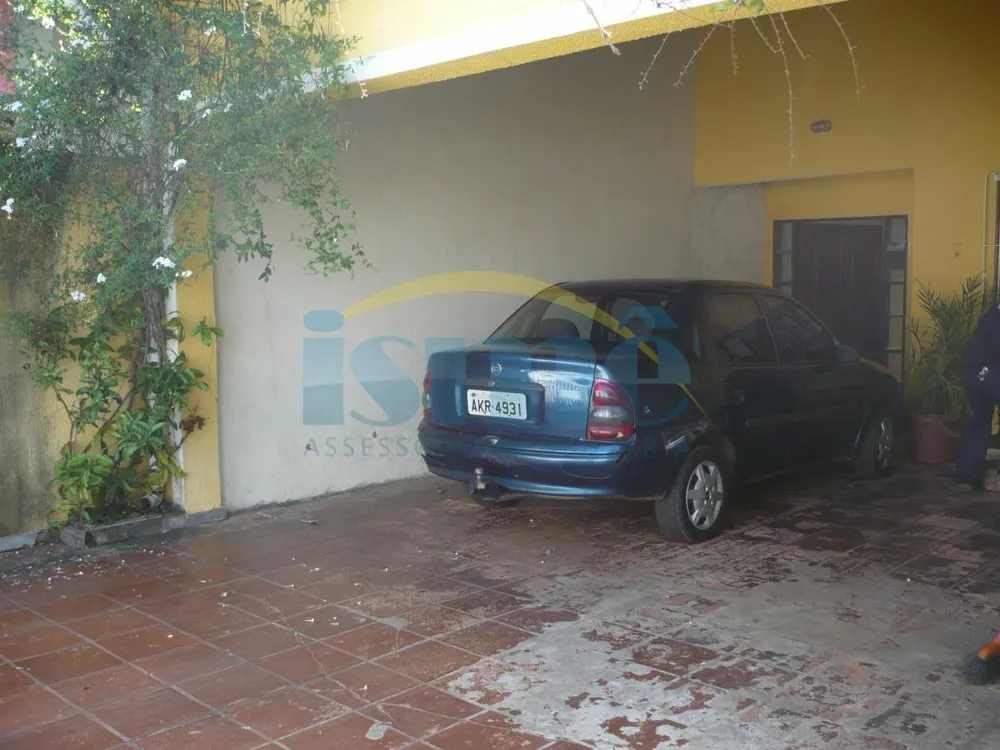 Casa, 3 quartos, 210 m² - Foto 1