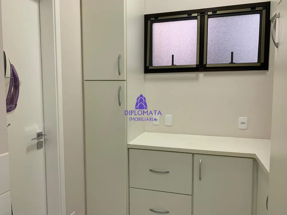 Apartamento, 3 quartos, 145 m² - Foto 1