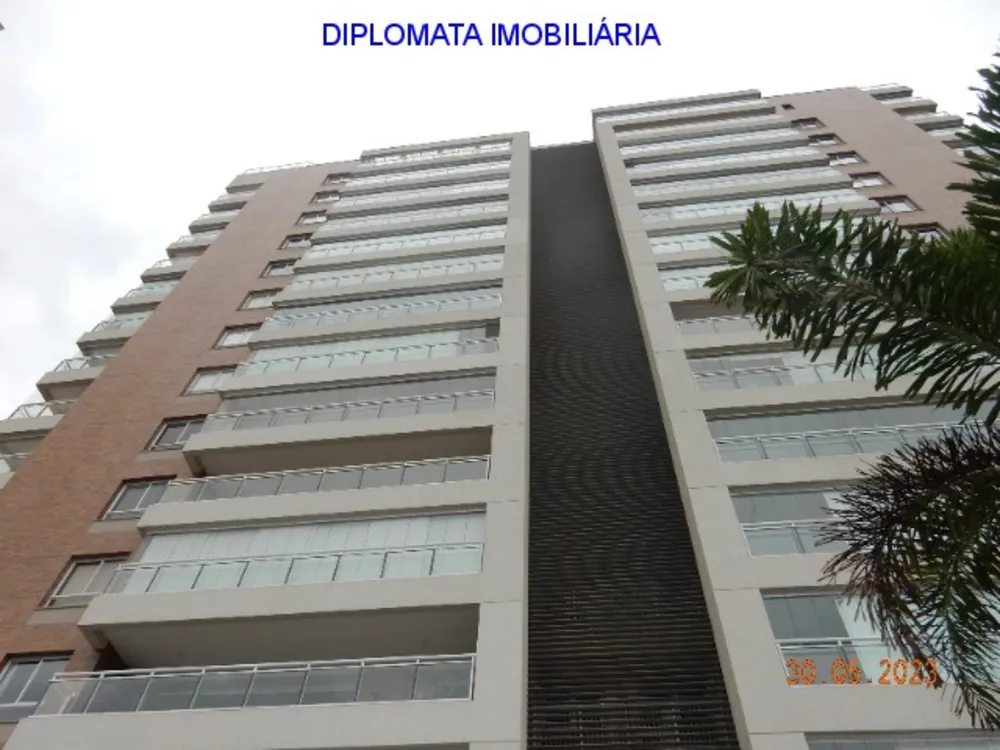 Apartamento, 3 quartos, 179 m² - Foto 1