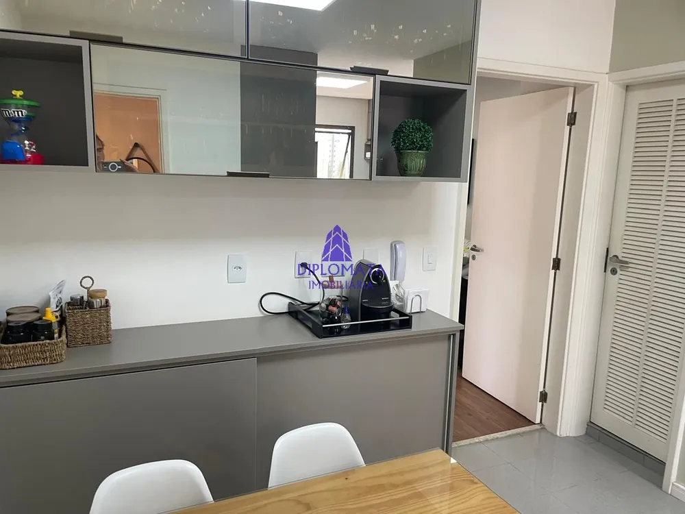 Apartamento, 3 quartos, 160 m² - Foto 2
