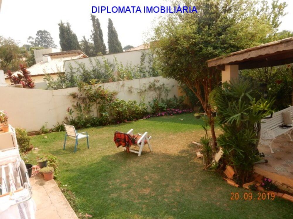 Casa de Condomínio à venda com 3 quartos, 372m² - Foto 3