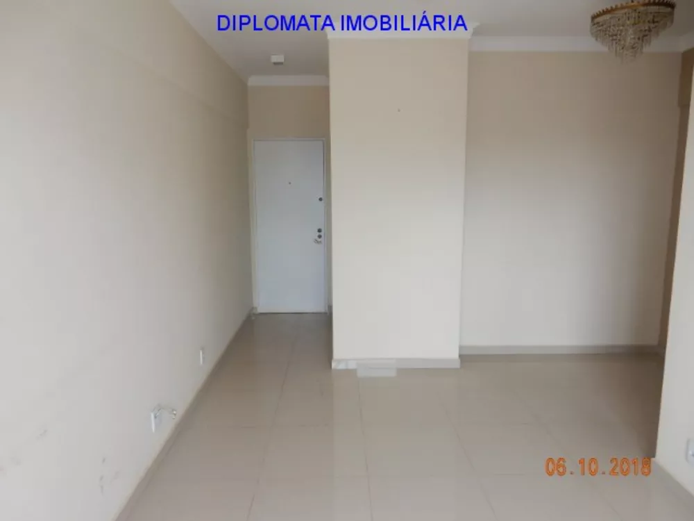 Apartamento à venda com 2 quartos, 65m² - Foto 12