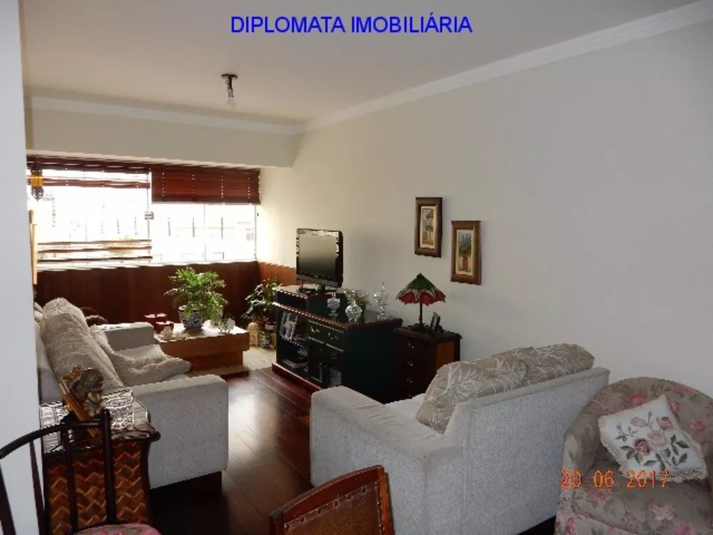 Apartamento à venda com 3 quartos, 163m² - Foto 11