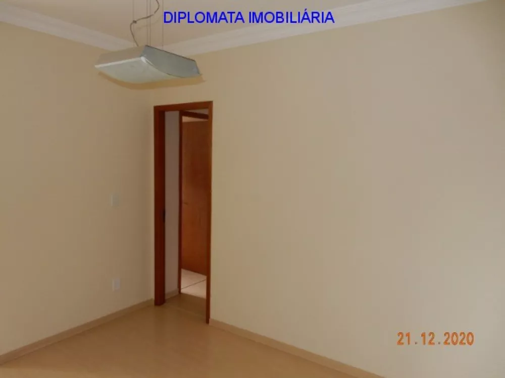 Apartamento à venda com 4 quartos, 105m² - Foto 8