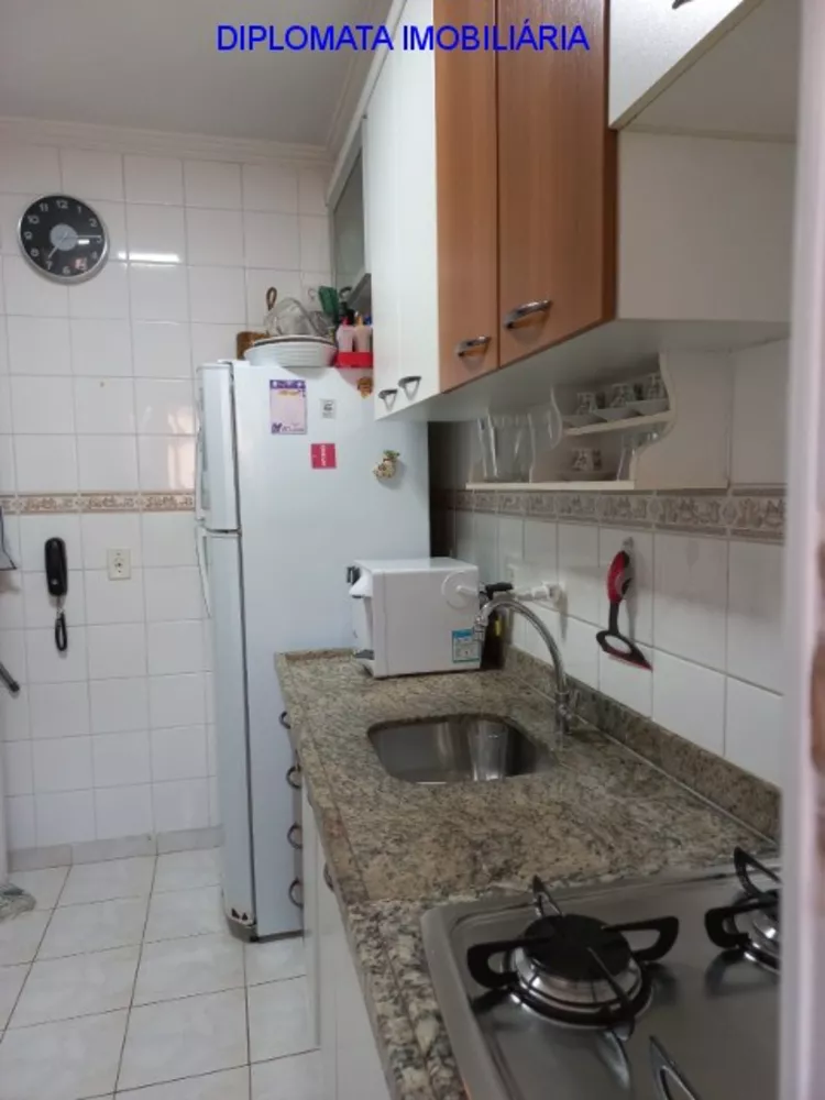 Apartamento à venda com 2 quartos, 60m² - Foto 9