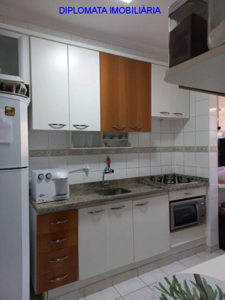 Apartamento à venda com 2 quartos, 60m² - Foto 8