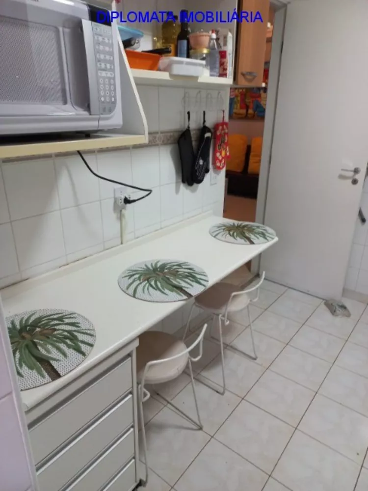 Apartamento à venda com 2 quartos, 60m² - Foto 7