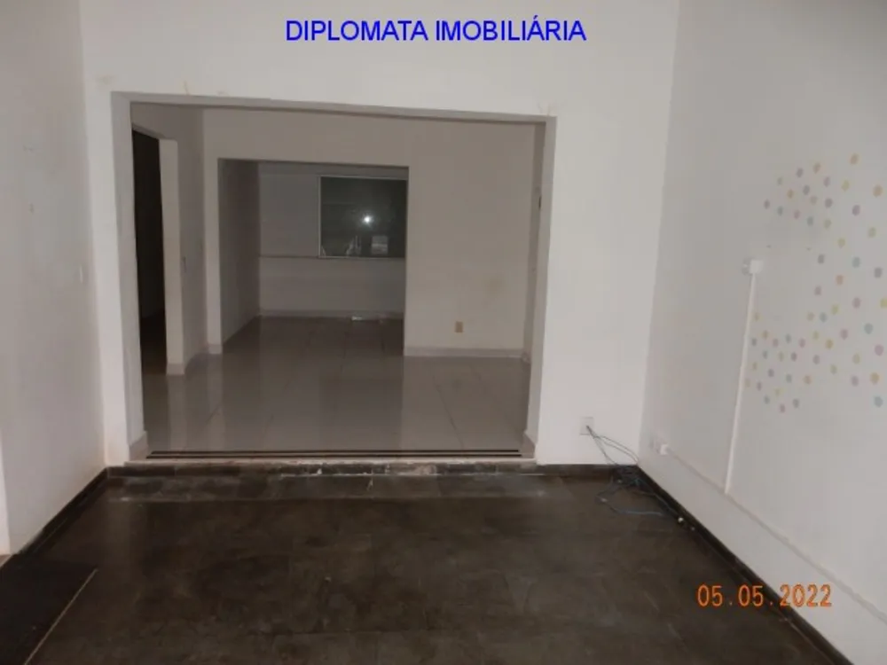 Prédio Inteiro - Foto 1