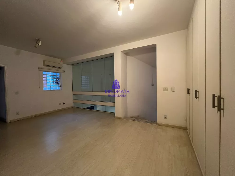 Casa de Condomínio à venda e aluguel com 4 quartos, 630m² - Foto 11