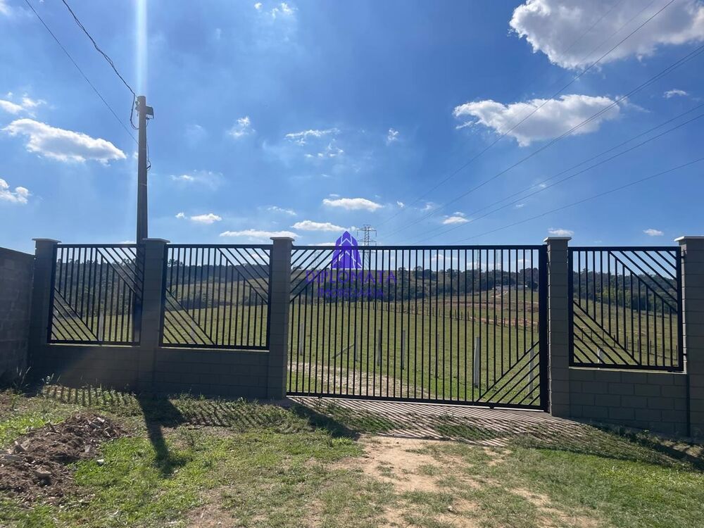 Sítio à venda com 2 quartos, 180000m² - Foto 8