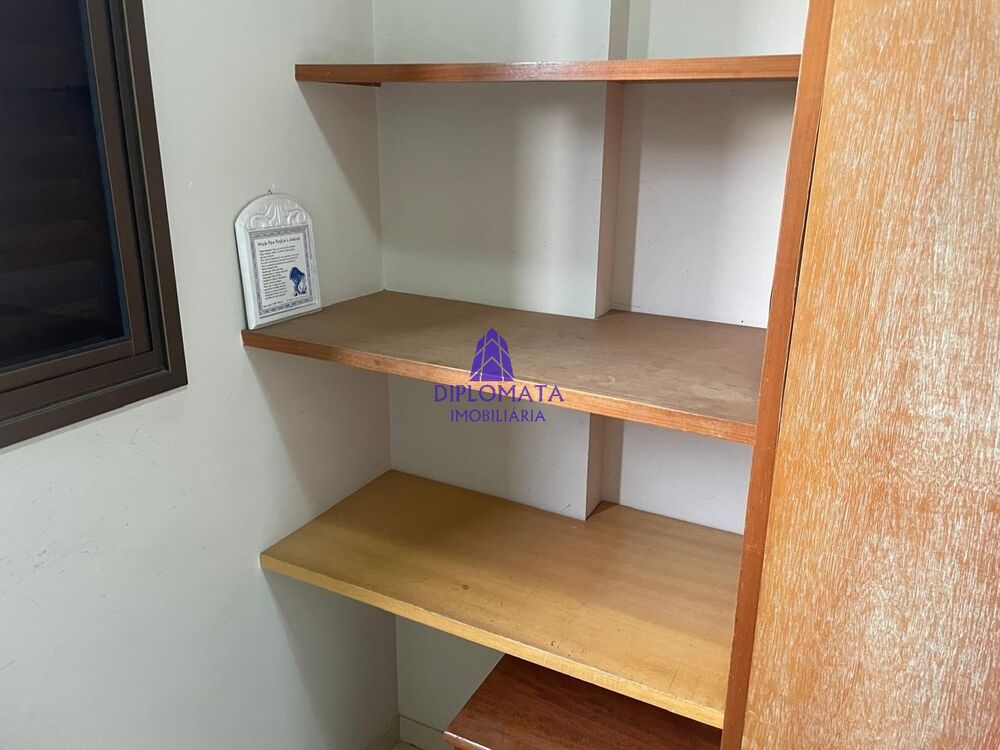 Apartamento à venda com 3 quartos, 160m² - Foto 5